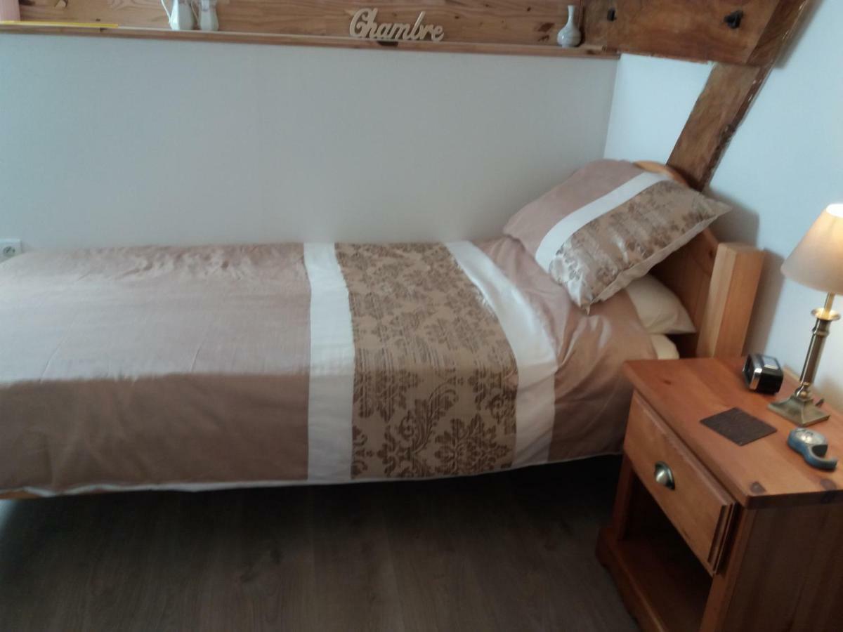 Le Jarrier Chambre D'Hote - B&B Saint-Georges-le-Gaultier Exterior foto
