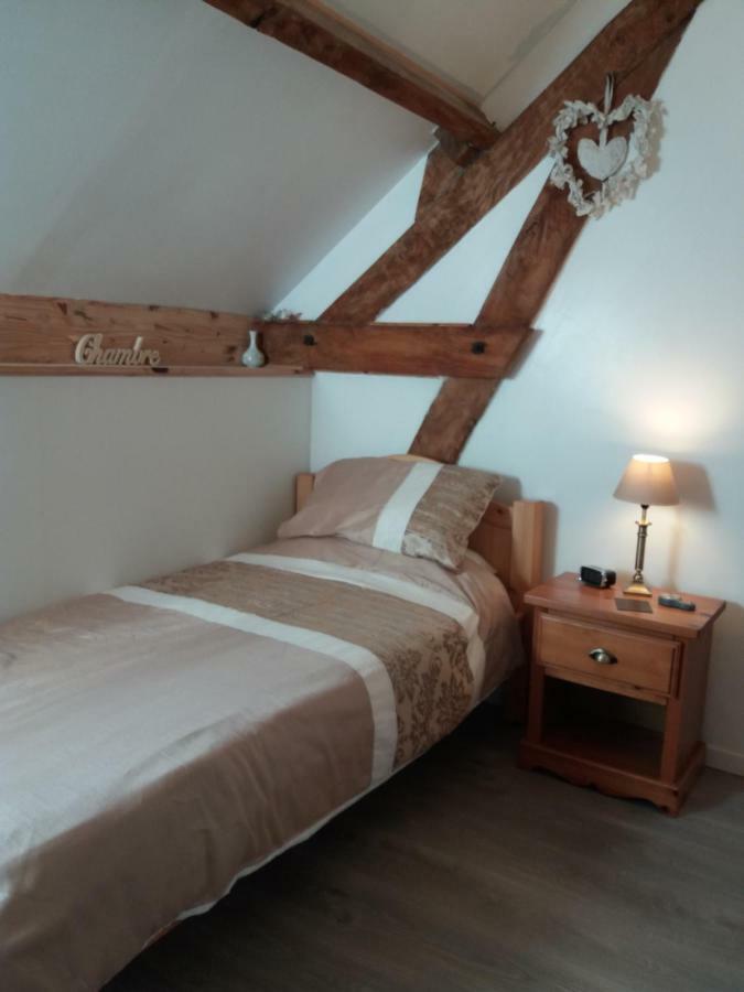 Le Jarrier Chambre D'Hote - B&B Saint-Georges-le-Gaultier Exterior foto